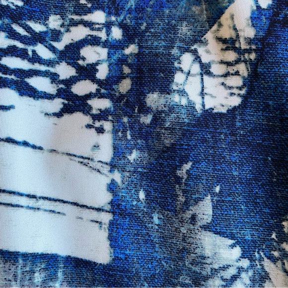 unique blue with patterns short dress NWOT - Picture 2 of 6